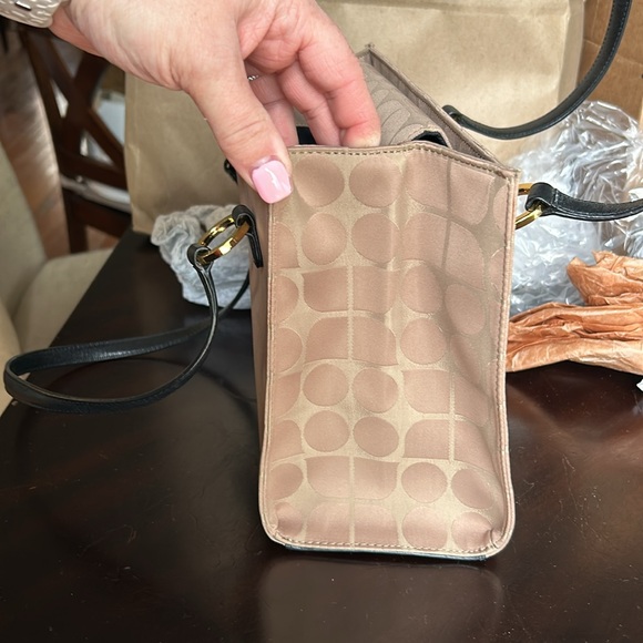 Kate Spade Purse - Picture 5 of 8